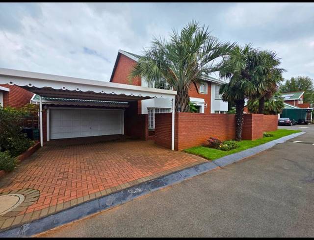 3 BEDROOM HOUSE FOR SALE IN GLEN MARAIS